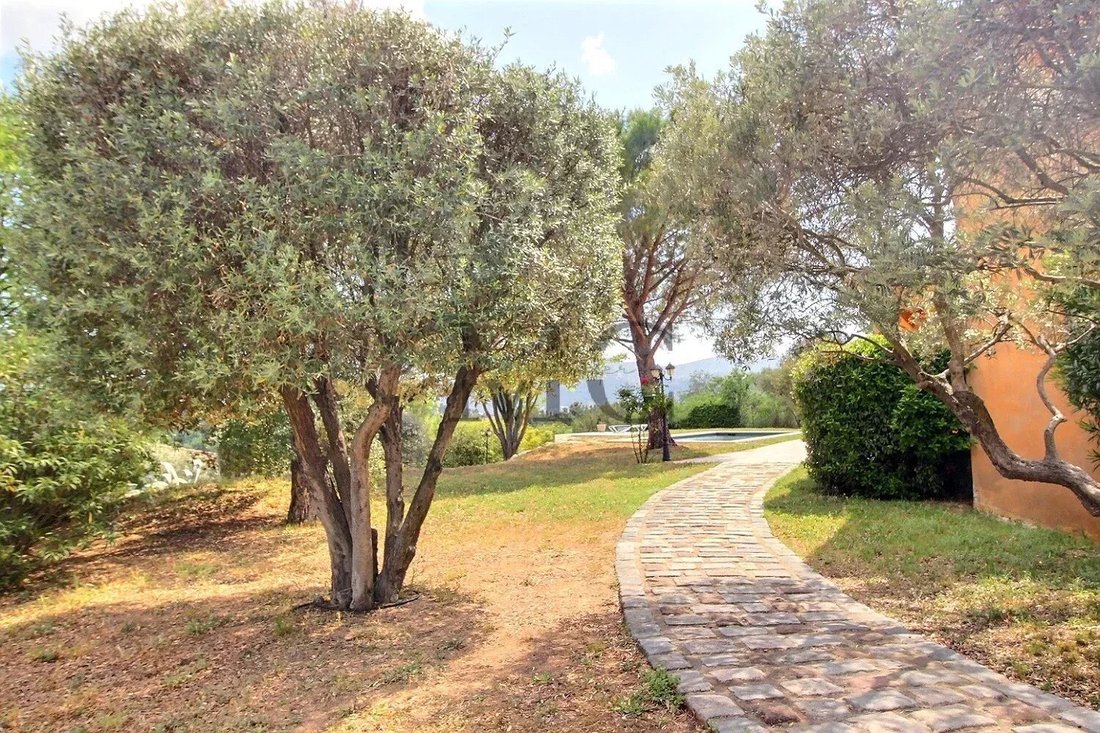 House in Les Camoins, Marseille, Provence-Alpes-Côte d'Azur 3 - 12830772