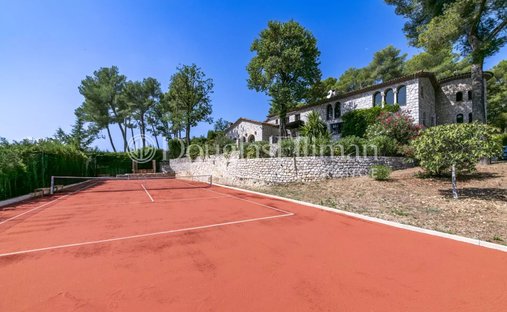 House in Valbonne, Provence-Alpes-Côte d'Azur, France 1