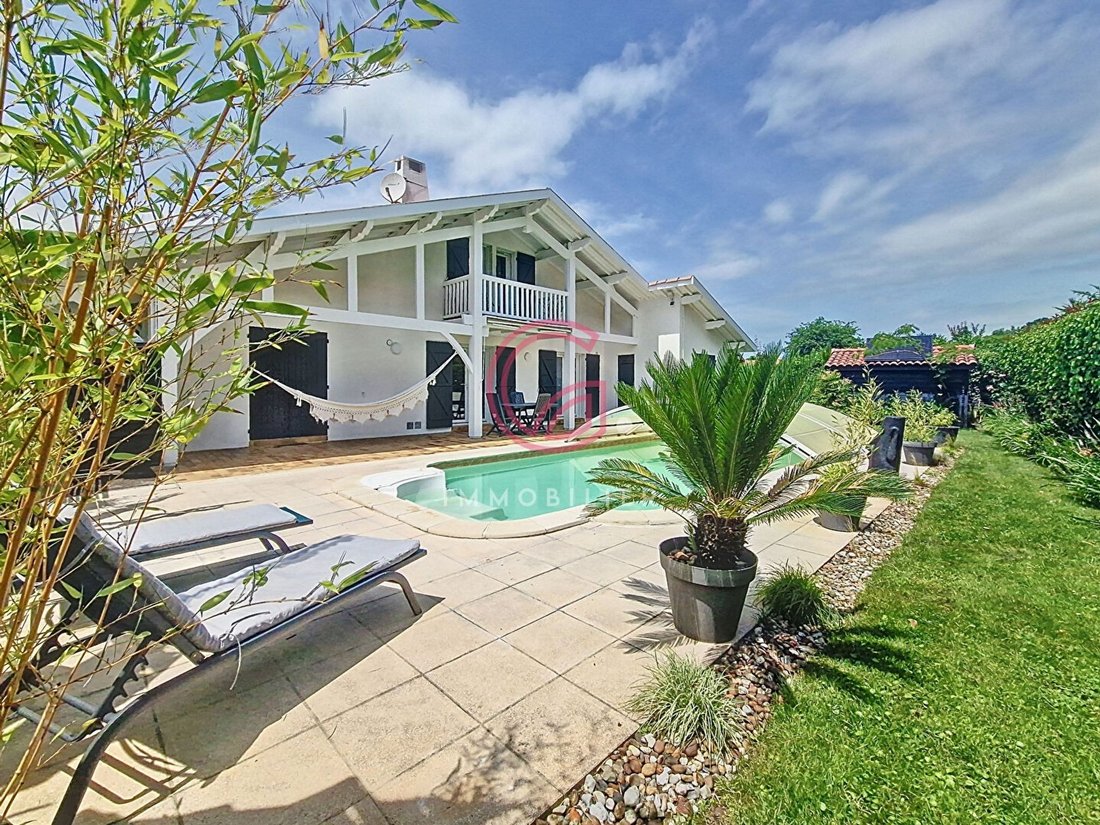 House in Biscarrosse, Nouvelle-Aquitaine, France 2 - 16498259