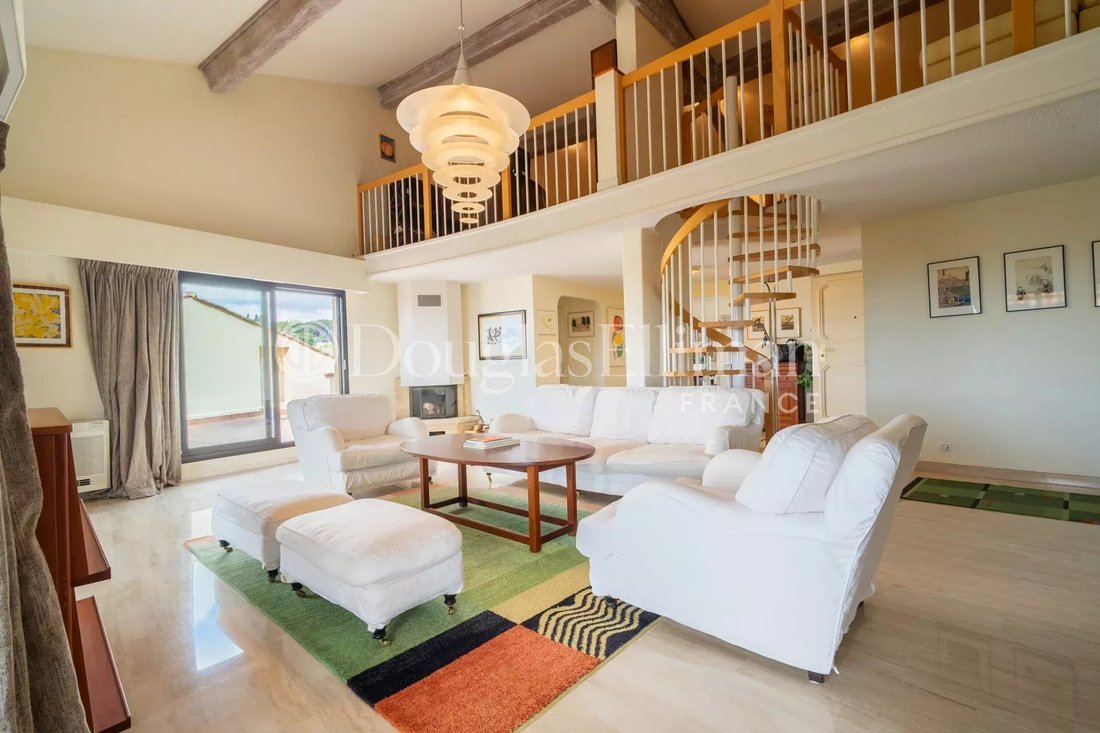 Apartment in Mougins, Provence-Alpes-Côte d'Azur, France 3 - 15642568