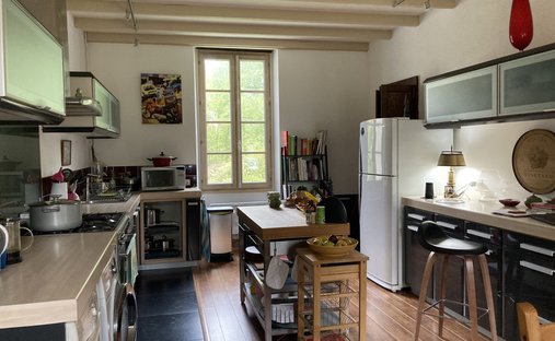 Castle for Sale in Barbezieux-Saint-Hilaire, Nouvelle-Aquitaine, France