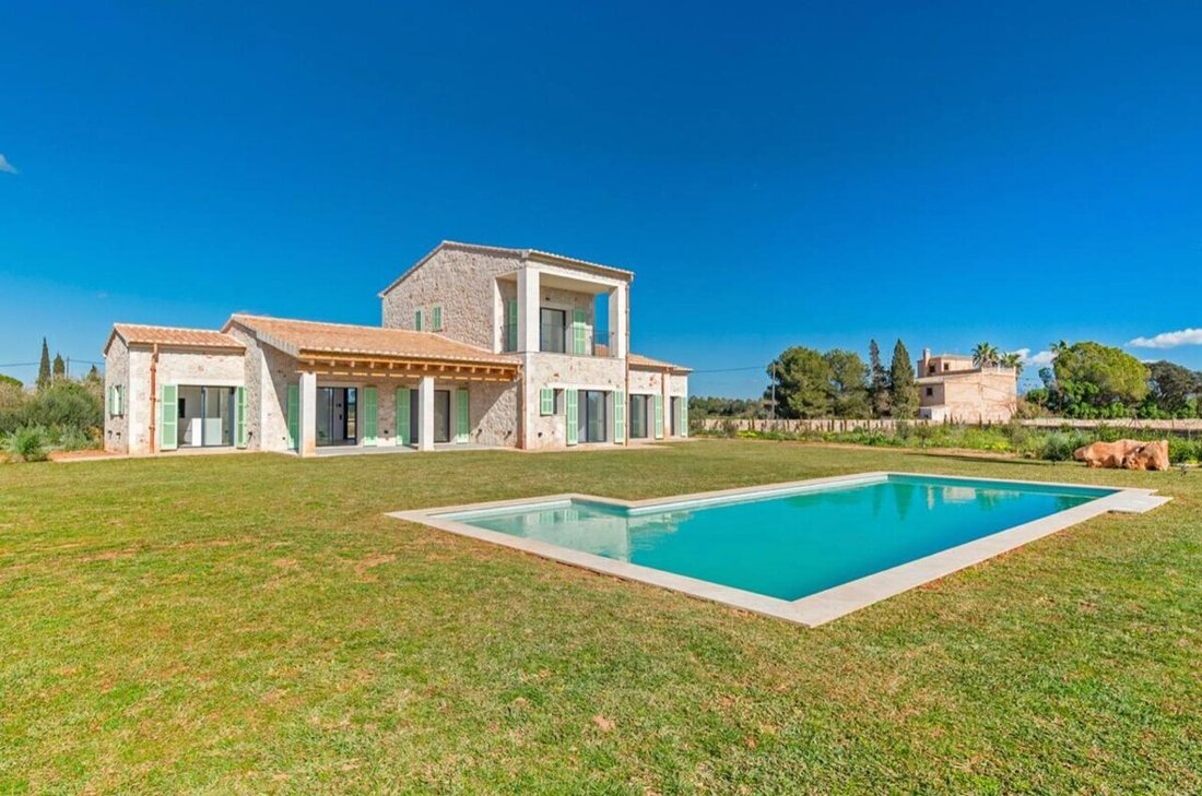 Finca in Campos, Balearic Islands, Spain 2 - 16498161
