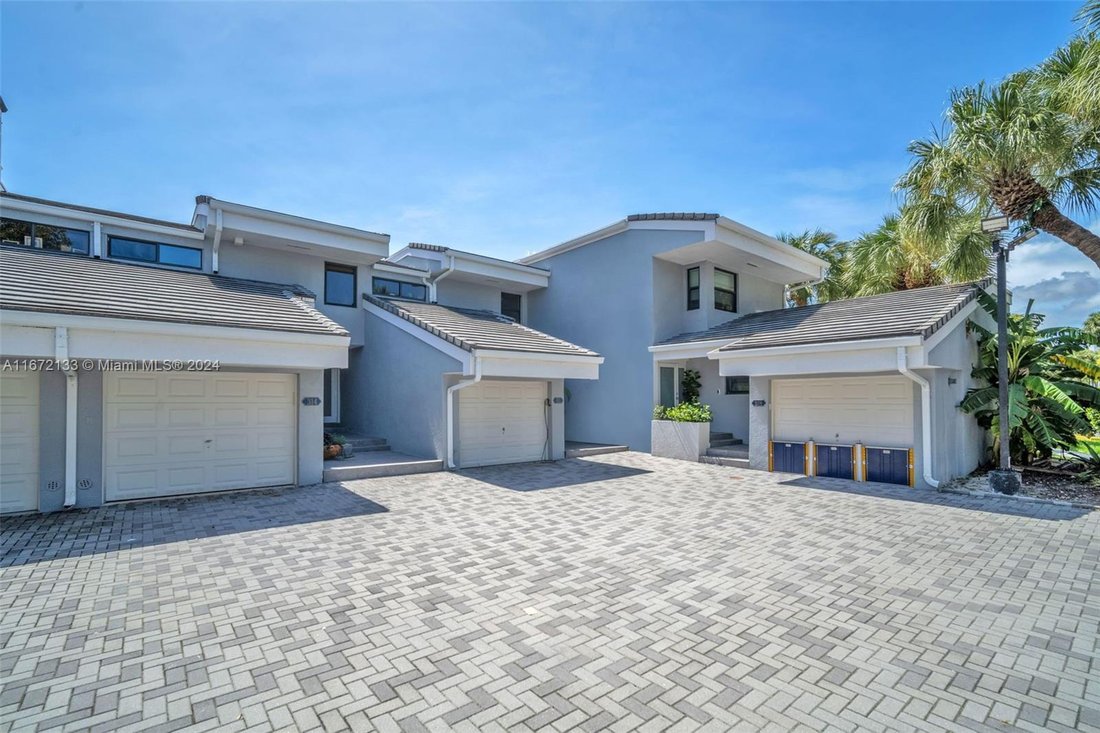 Townhouse in Golden Beach, Florida, United States 3 - 16498979