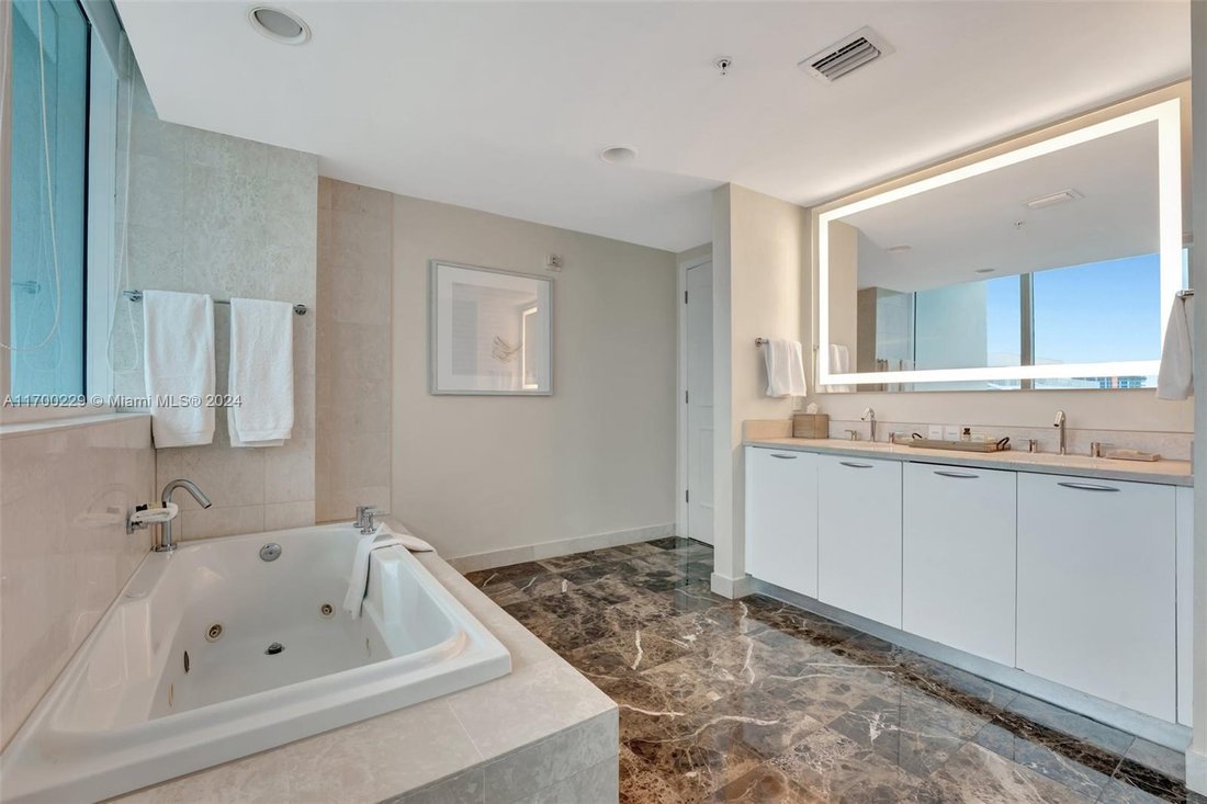 Condo in Fort Lauderdale, Florida, United States 5 - 16499973