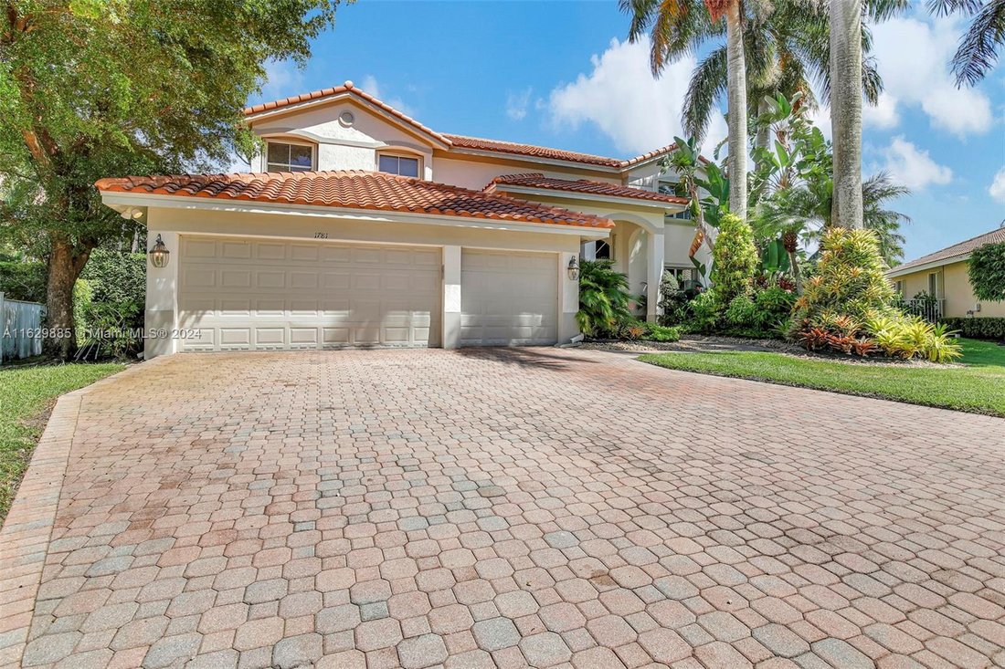 House in Weston, Florida, United States 3 - 16498743