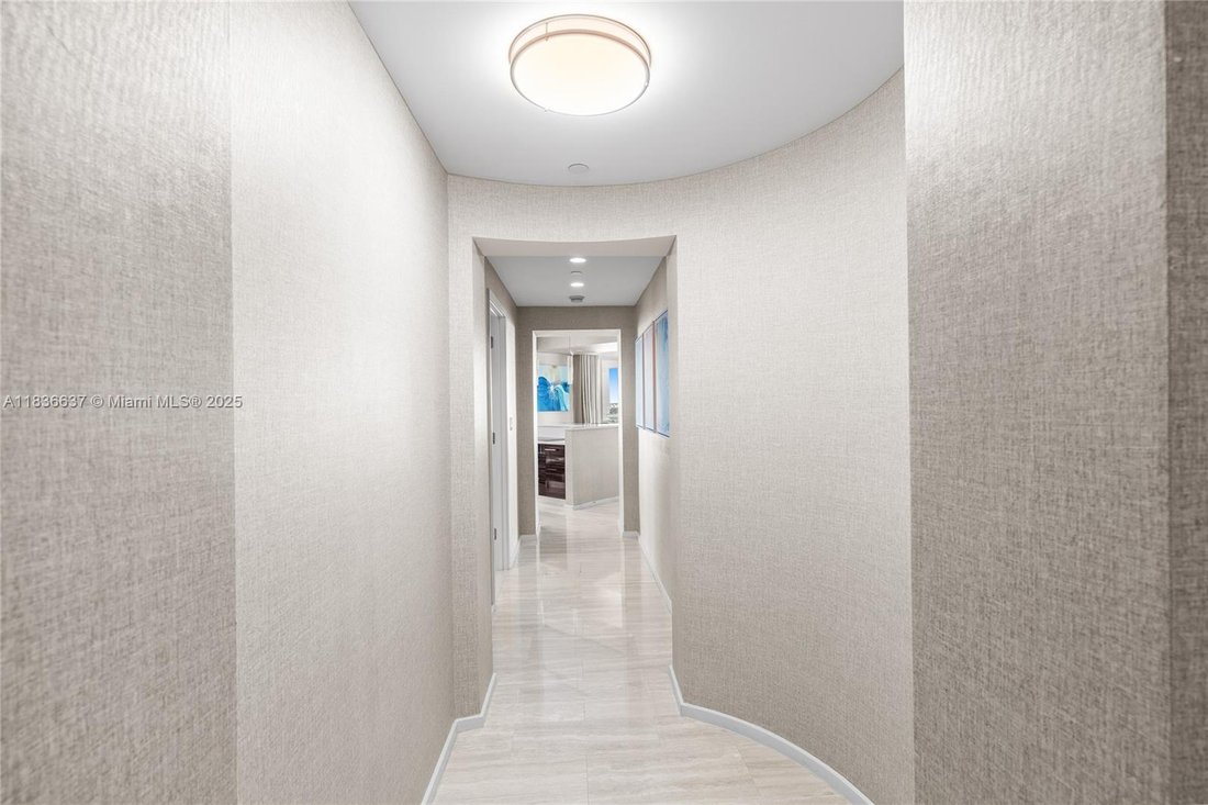 Condo in Fort Lauderdale, Florida, United States 2 - 16500035