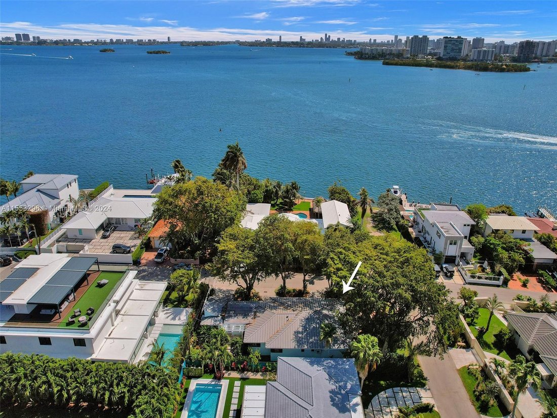 House in Miami, Florida, United States 1 - 16498946