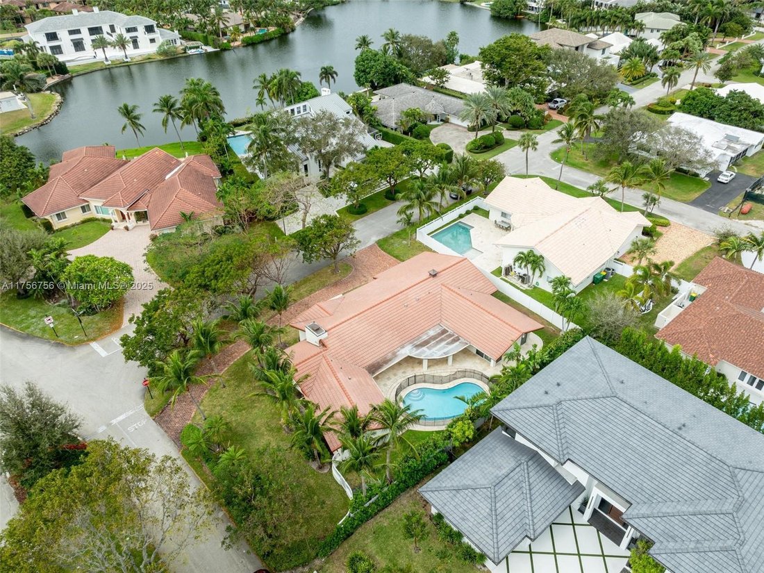 Farm Ranch in Fort Lauderdale, Florida, United States 1 - 16499234