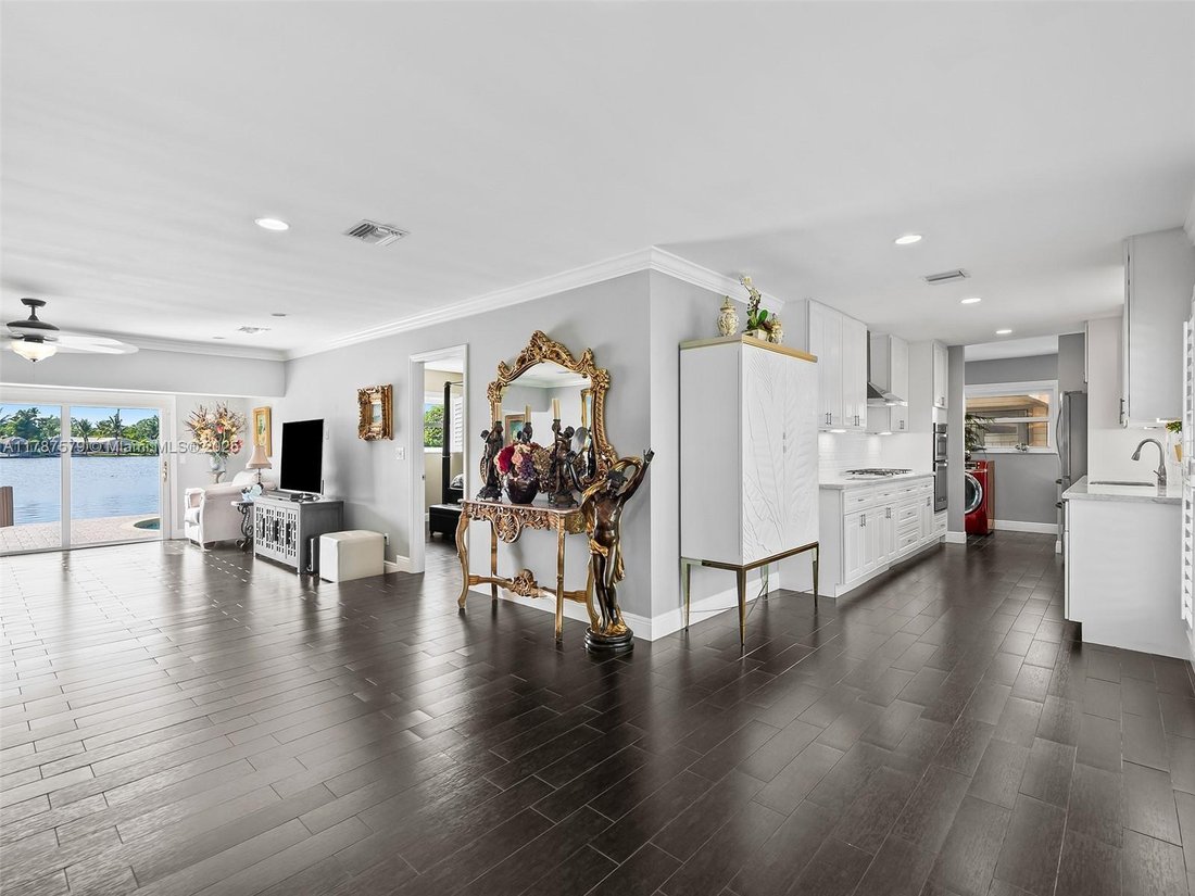House in Oakland Park, Florida, United States 5 - 16499627