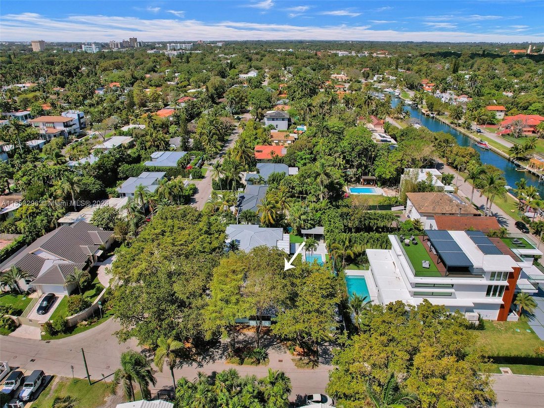 House in Miami, Florida, United States 4 - 16498946