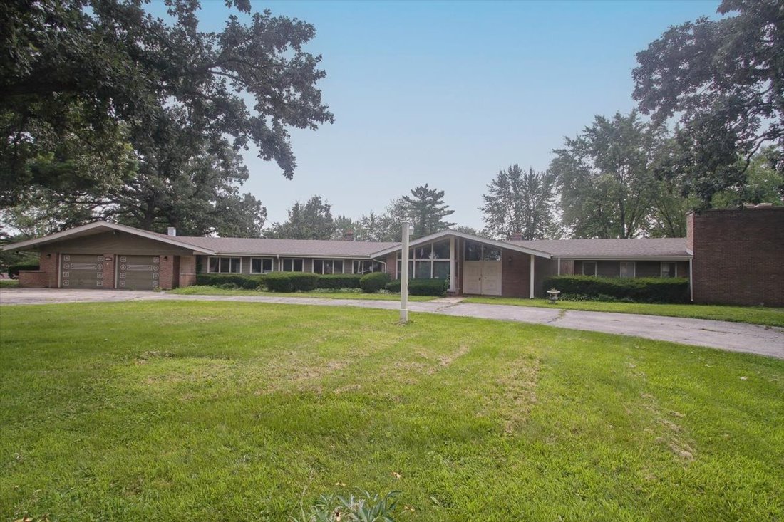 House in Bartlett, Illinois, United States 1 - 16501096