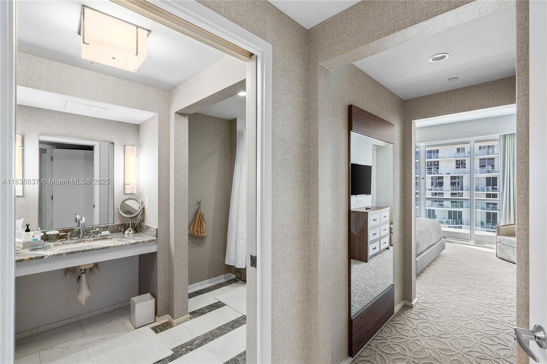 Condo in Fort Lauderdale, Florida, United States 3 - 16500035