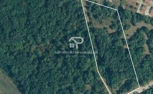 Land in Vilanija, Istria County, Croatia 1