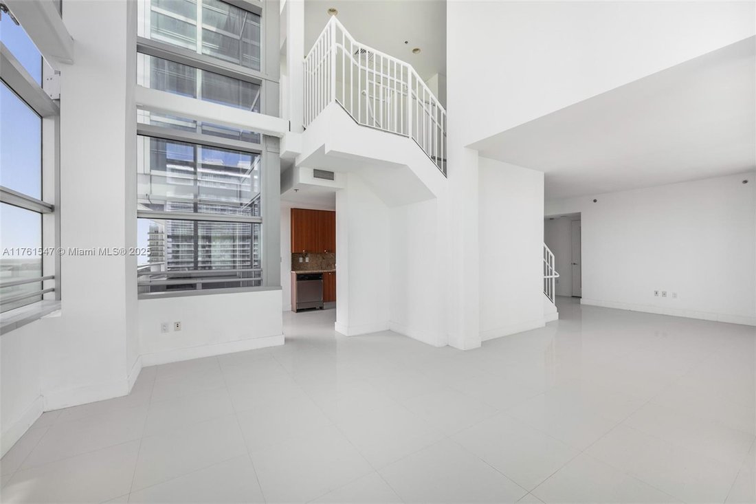 Condo in Miami, Florida, United States 2 - 16499780