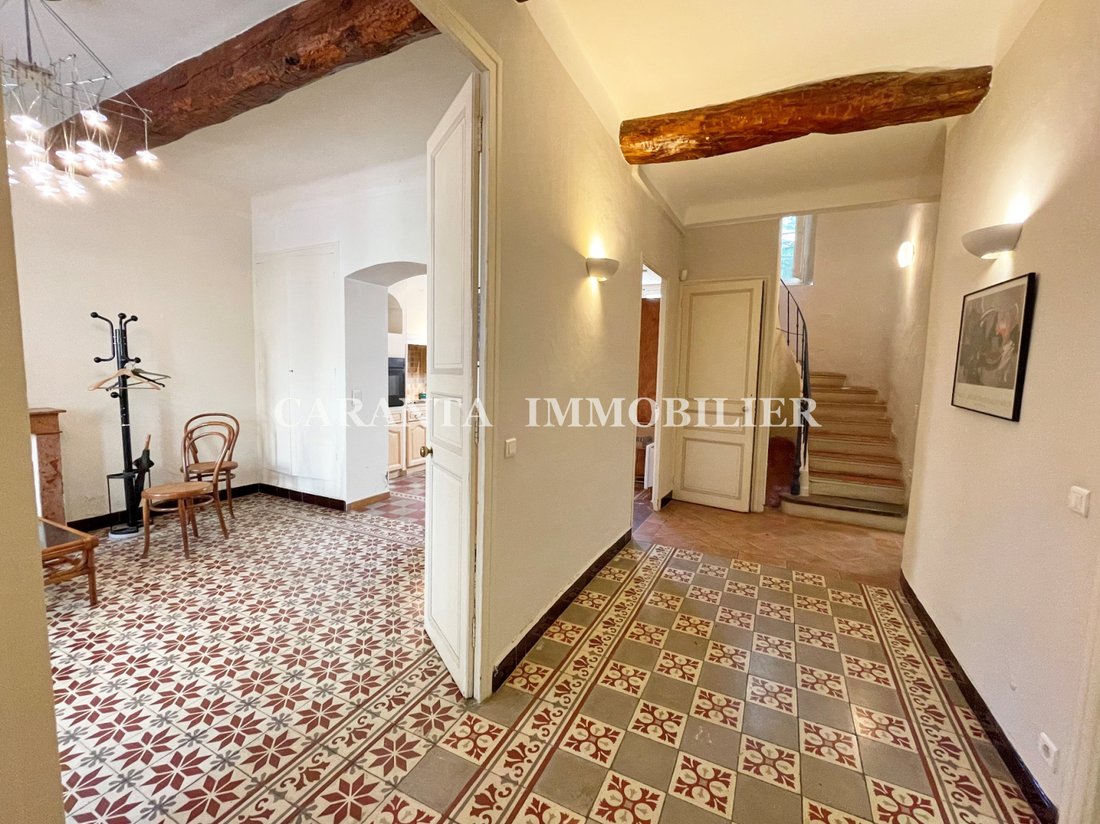 House in Le Plan-de-la-Tour, Provence-Alpes-Côte d'Azur, France 2 - 16333611