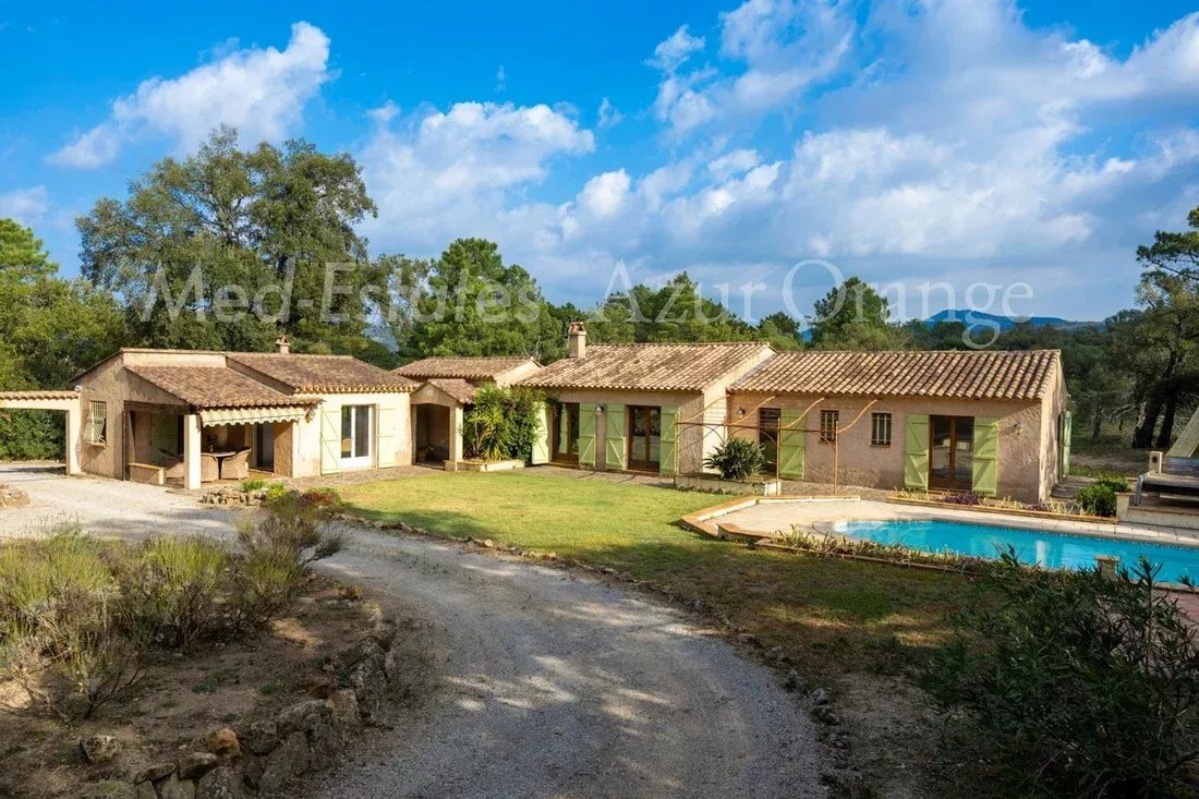 Villa in Le Plan-de-la-Tour, Provence-Alpes-Côte d'Azur, France 4 - 16501766