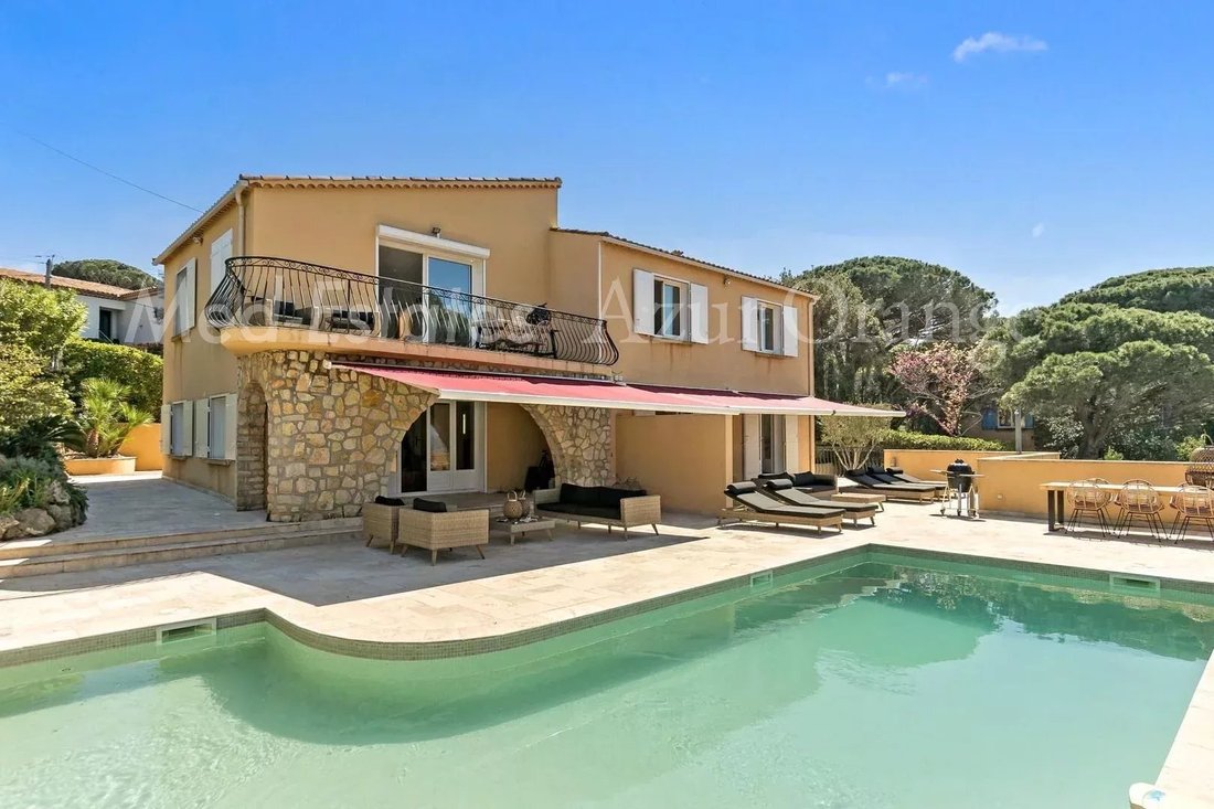 Villa in Ville-Les Saquedes-Le Bouillonnet, Sainte-Maxime, France 2 - 16501760