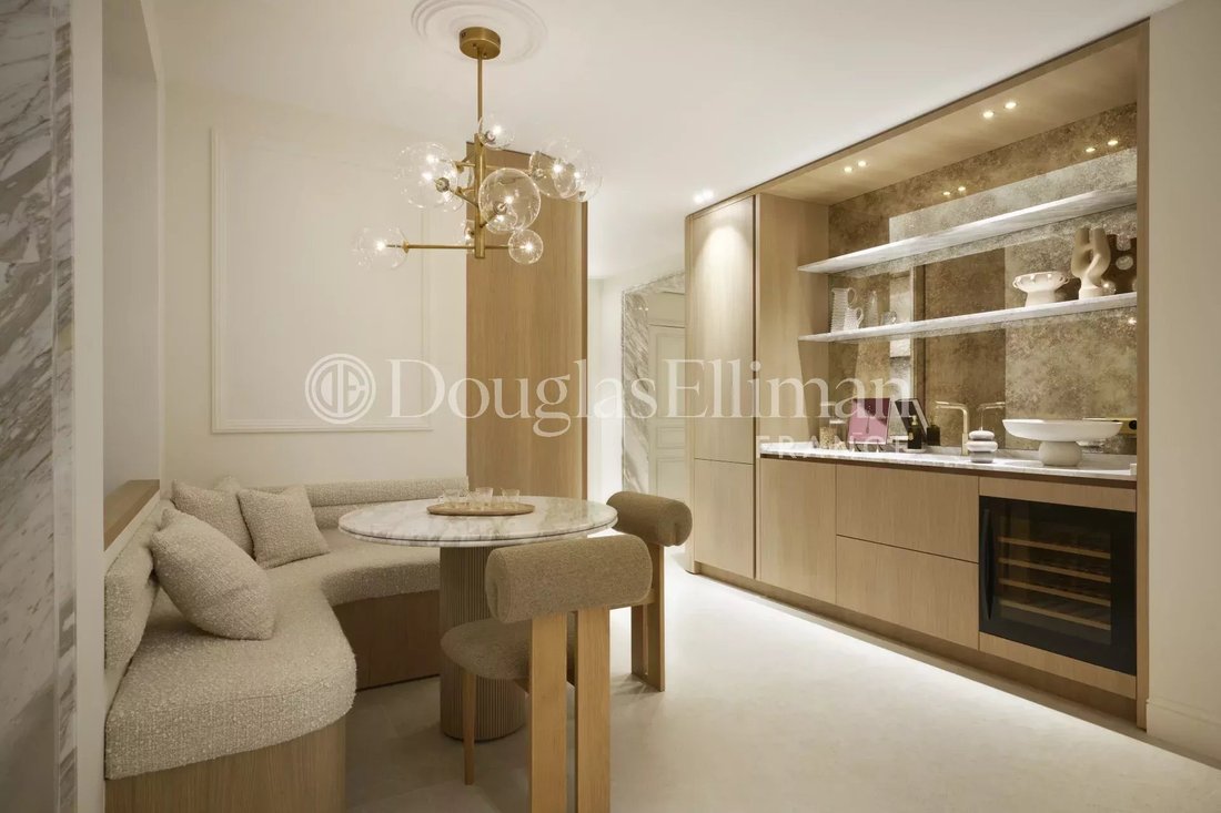 Apartment in Cannes, Provence-Alpes-Côte d'Azur, France 3 - 15984111