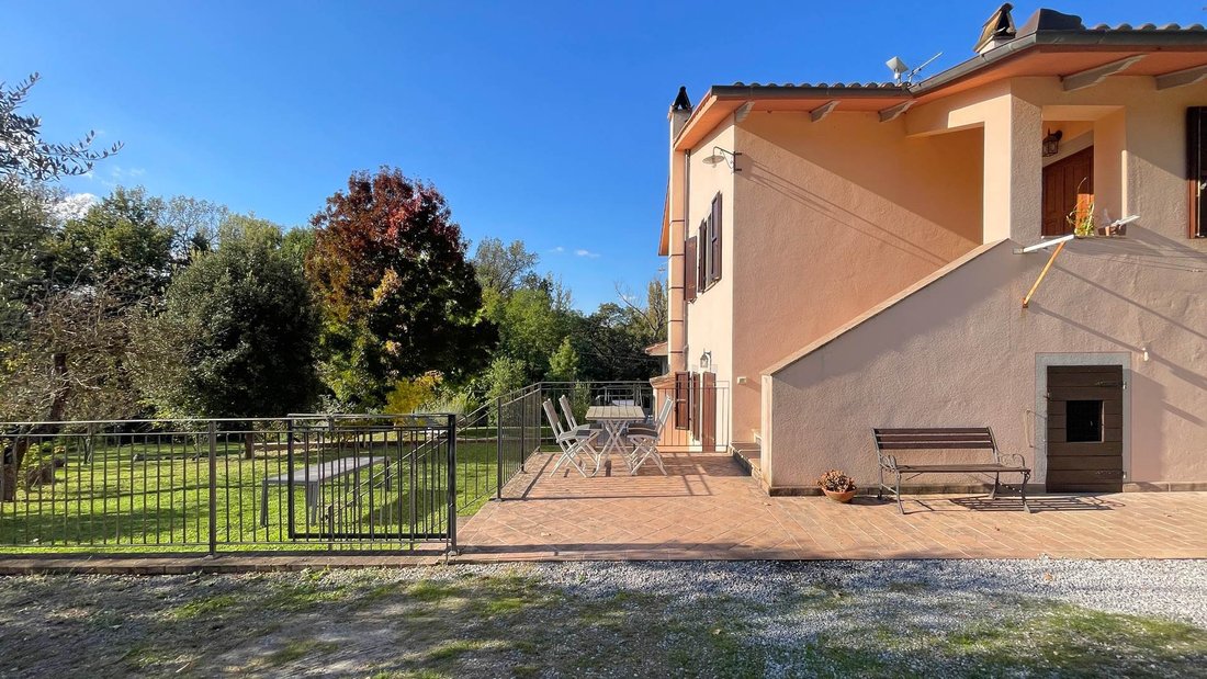 Villa in Sarteano, Tuscany, Italy 2 - 16501733