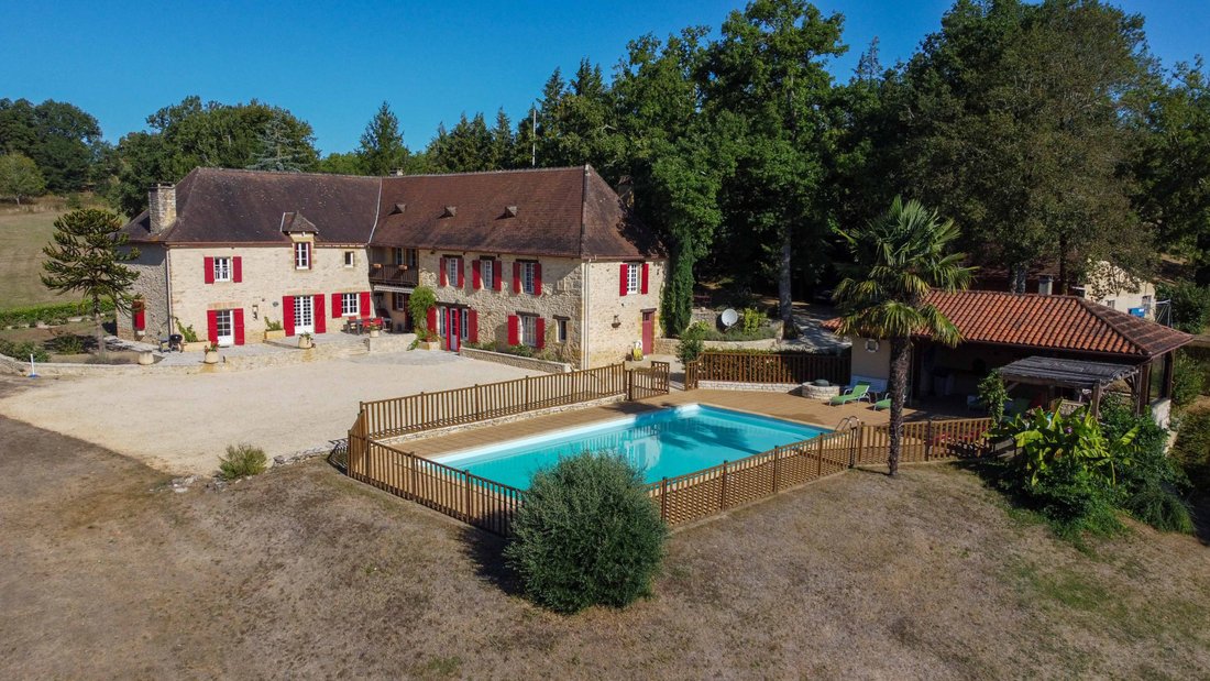 Estate in Sarlat-la-Canéda, Nouvelle-Aquitaine, France 1 - 16501998