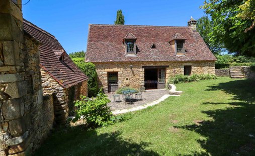 Estate in Sarlat-la-Canéda, Nouvelle-Aquitaine, France 1