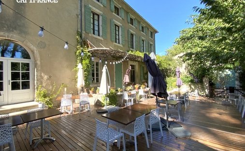 Castle for Sale in Forcalquier, Provence-Alpes-Côte d'Azur, France