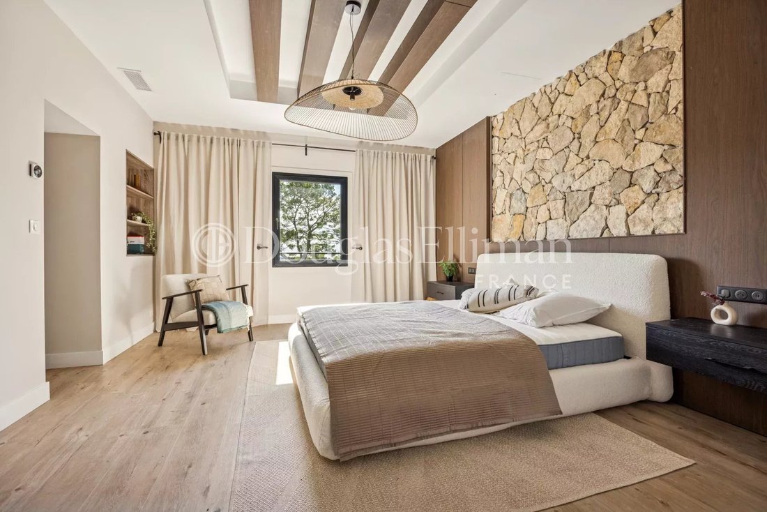 Villa in L'Estagnol, Antibes, France 2 - 16358648