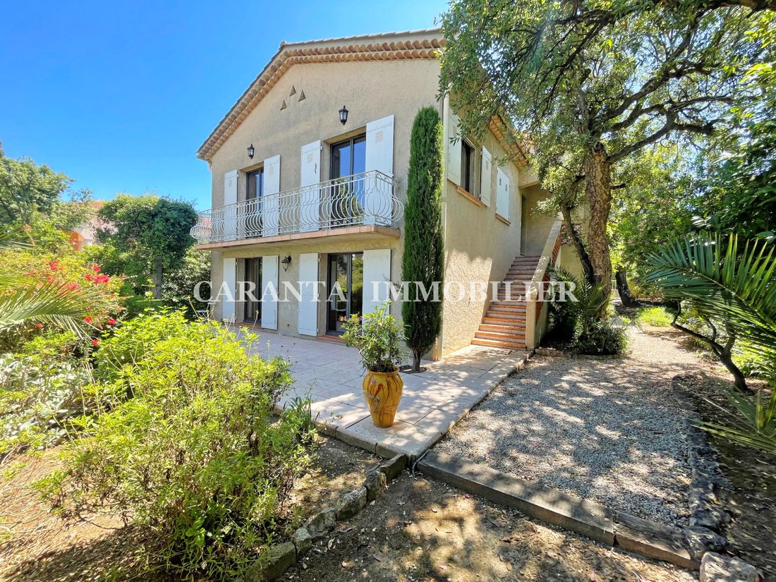 Villa in Nartelle-Noyer-Bellevue-bd des Sardinaux, Sainte-Maxime, France 1 - 16334185