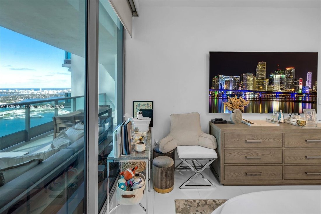 Condo in Miami, Florida, United States 5 - 16499867