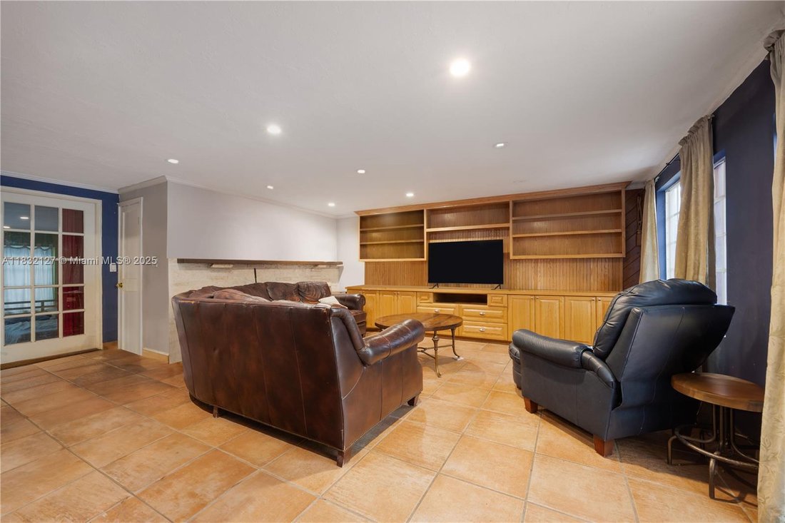 House in Miami, Florida, United States 5 - 16499828
