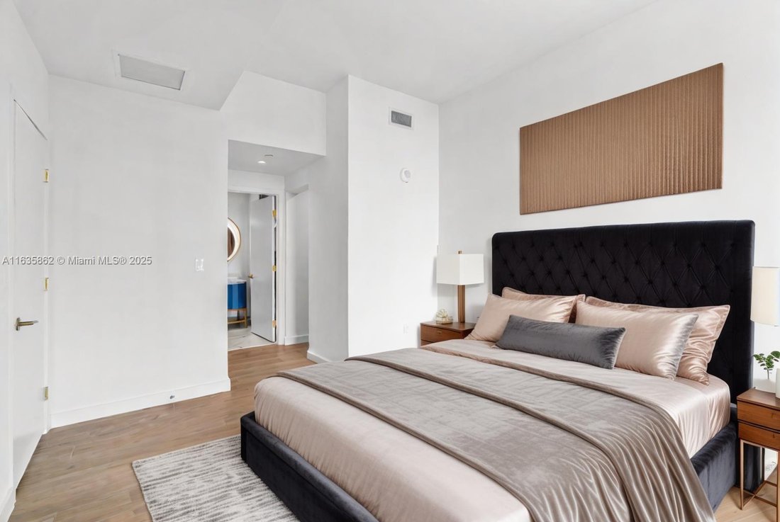 Condo in Miami, Florida, United States 2 - 16499374