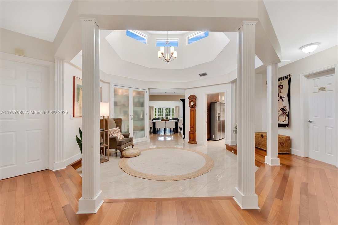 House in Coral Gables, Florida, United States 2 - 16499659