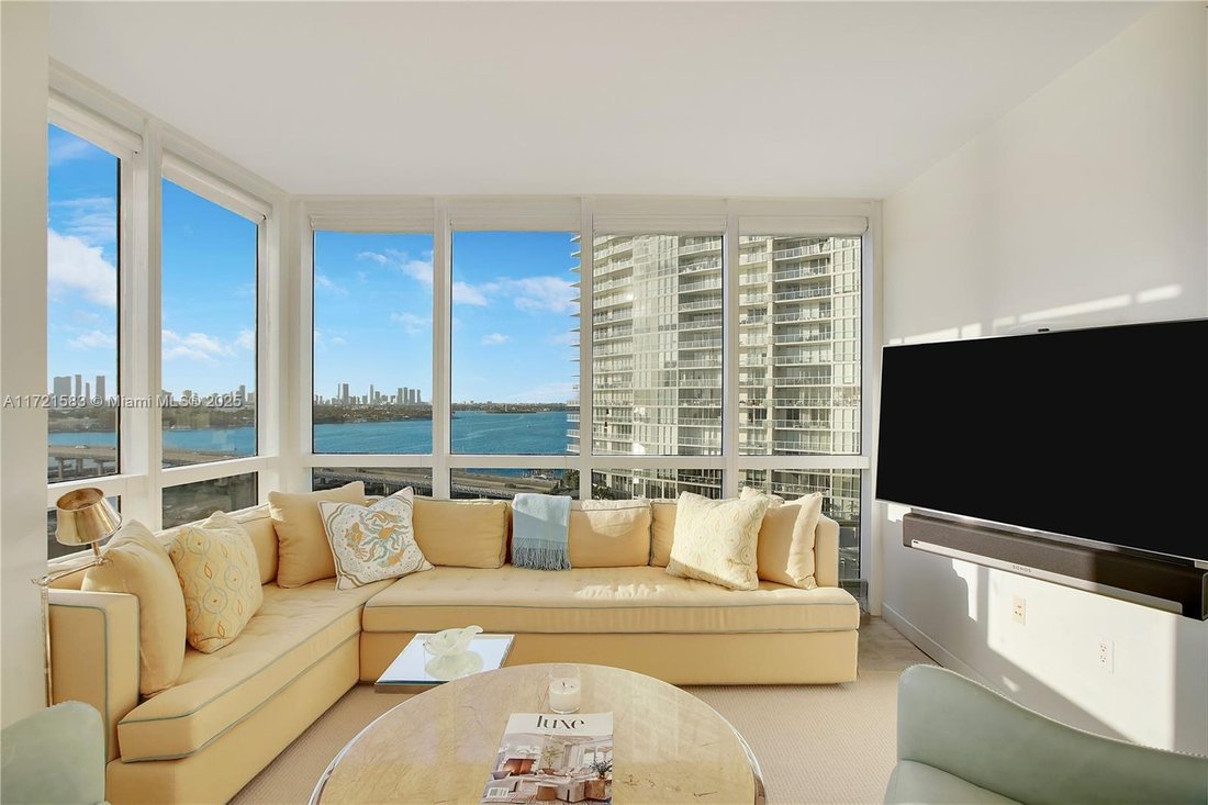 Condo in Miami Beach, Florida, United States 2 - 16499339