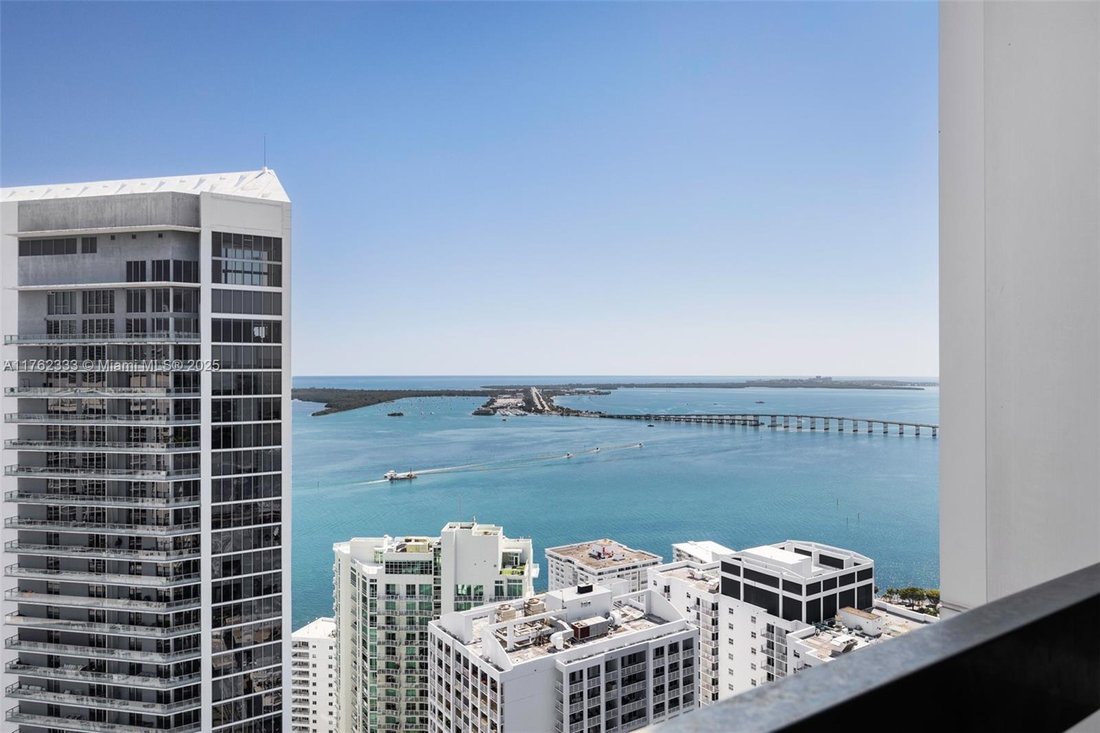 Condo in Miami, Florida, United States 5 - 16499732