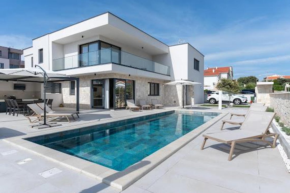 Villa in Mandre, Croatia 2 - 16502486