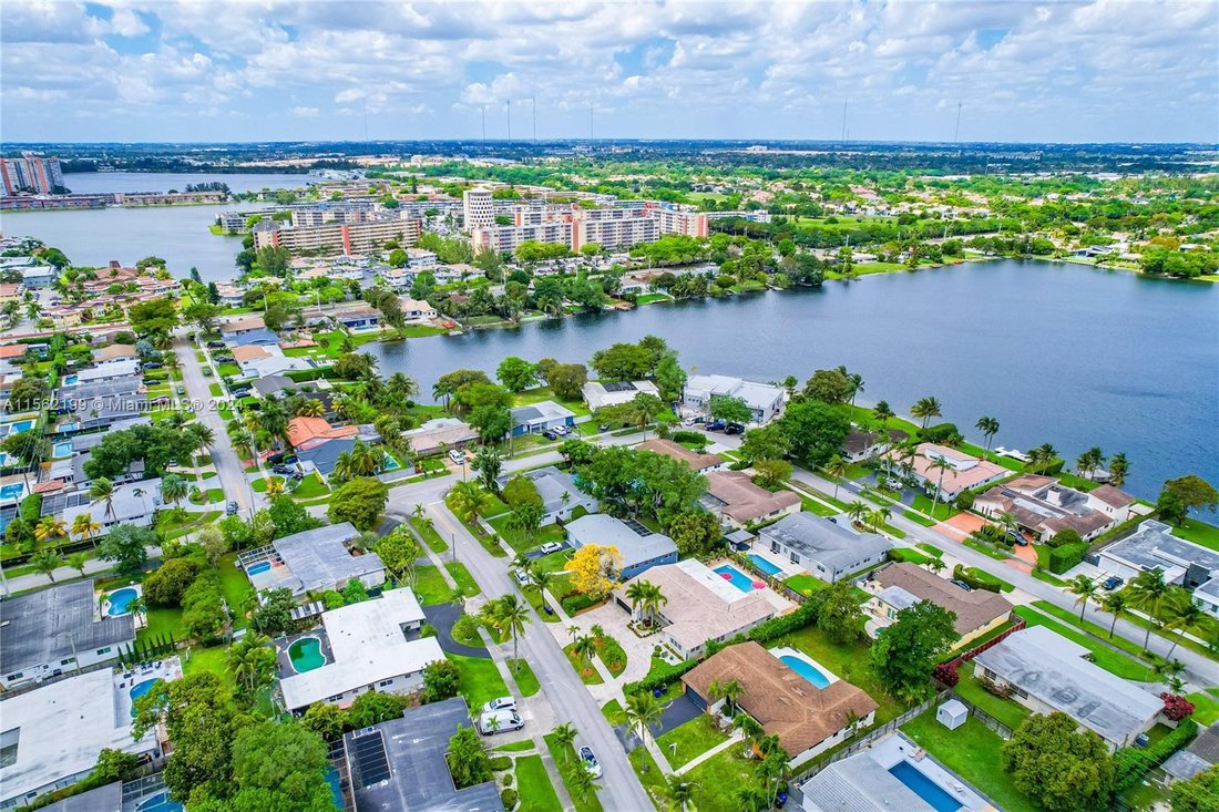 House in North Miami Beach, Florida, United States 4 - 16498679
