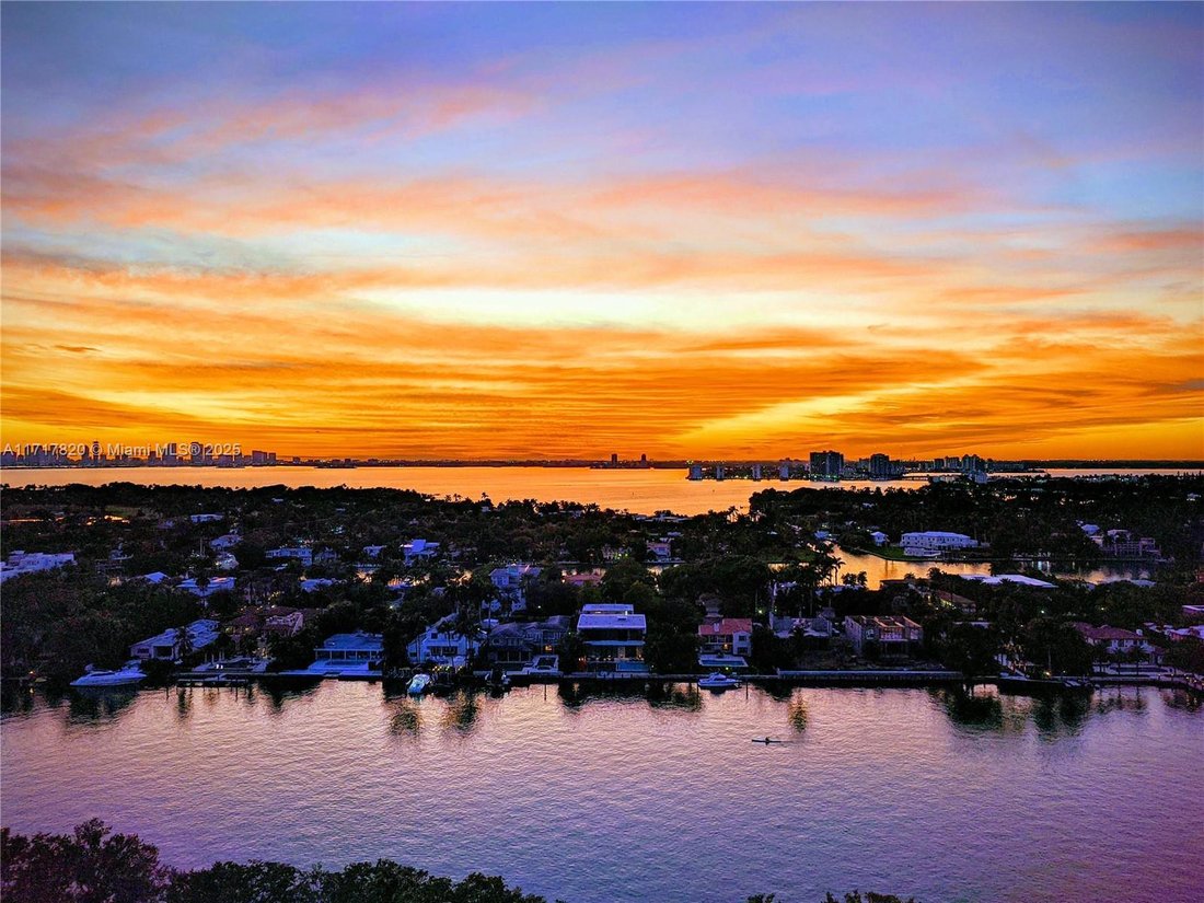 Condo in Miami Beach, Florida, United States 2 - 16498798
