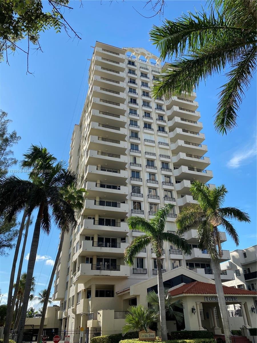 Condo in Miami Beach, Florida, United States 3 - 16498798