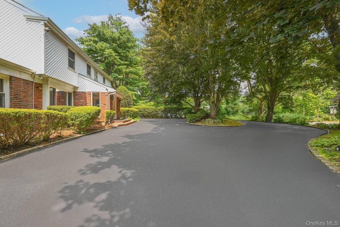 House in Huntington Station, New York, United States 3 - 16498989