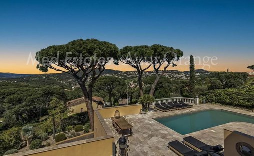 Villa in Ville-Les Saquedes-Le Bouillonnet, Sainte-Maxime, France 1