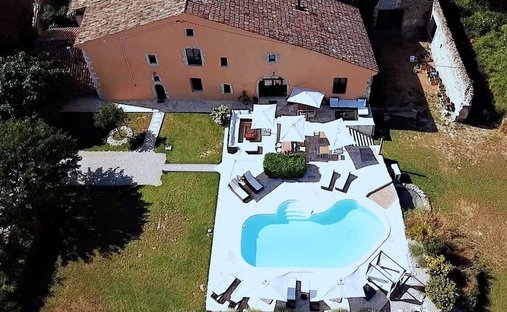 Castle for Sale in Forcalquier, Provence-Alpes-Côte d'Azur, France