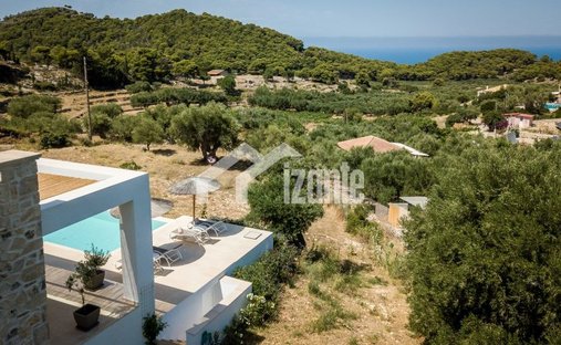 Villa in Municipal Commune of Zakynthos, Peloponnese, Western Greece and the Ionian, Greece 1