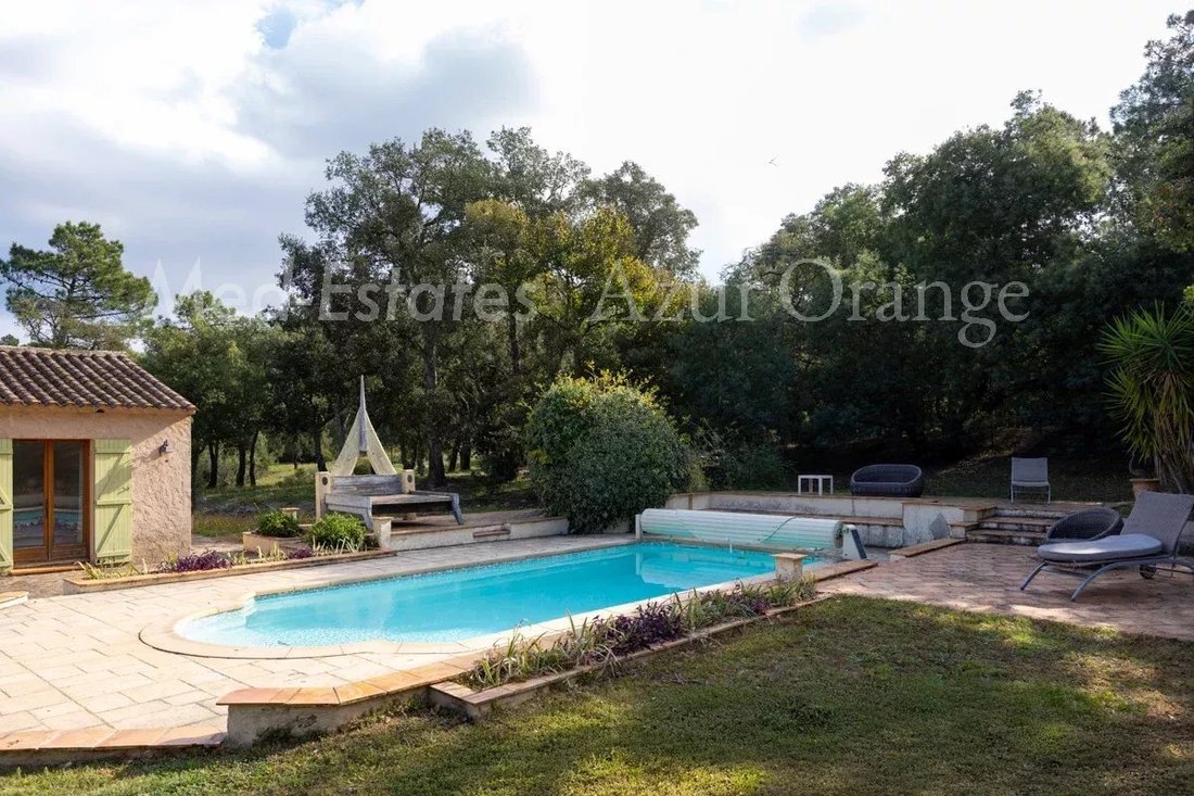 Villa in Le Plan-de-la-Tour, Provence-Alpes-Côte d'Azur, France 5 - 16501766