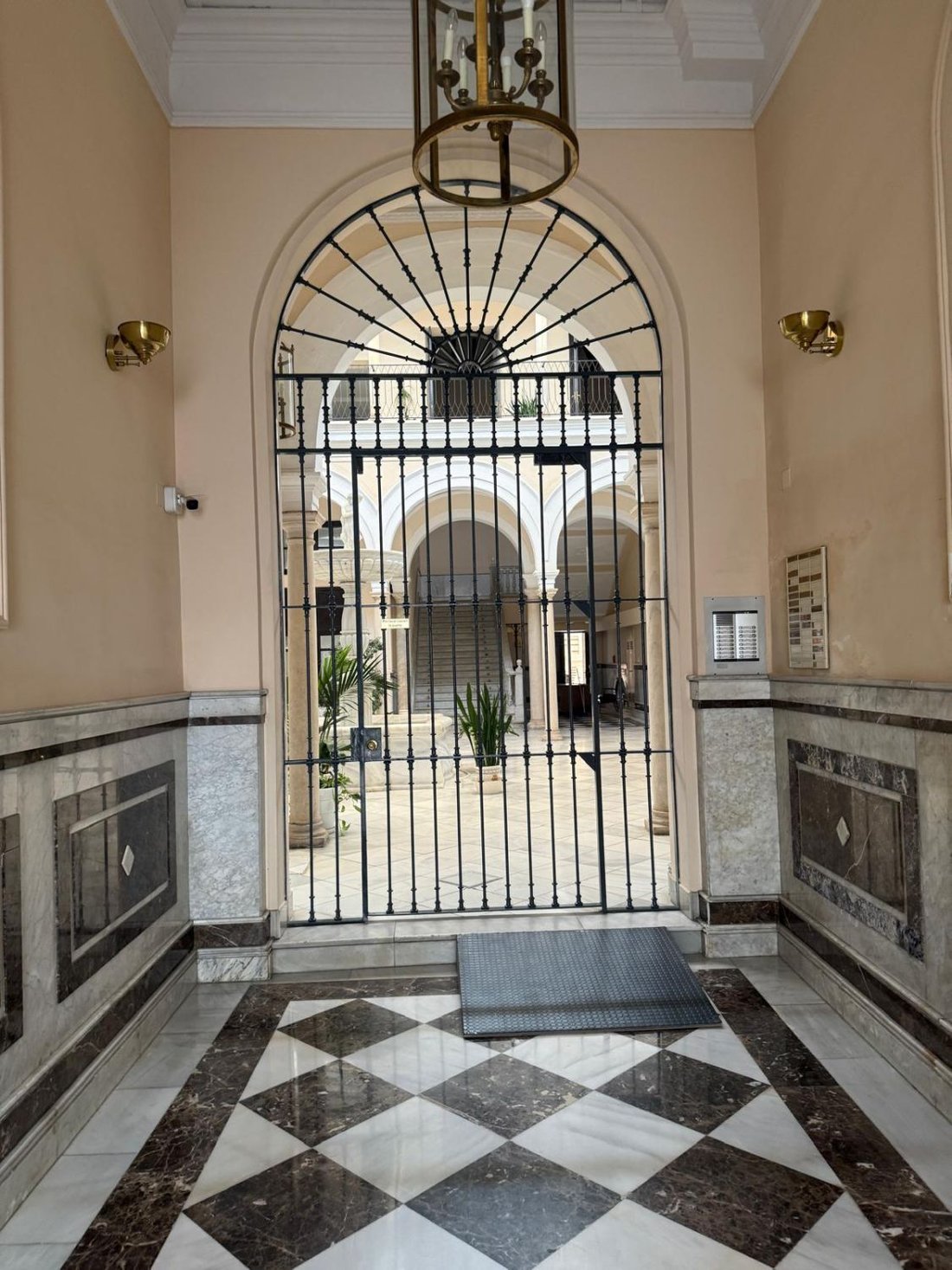 Apartment in Casco Antiguo, Seville, Spain 2 - 16500886
