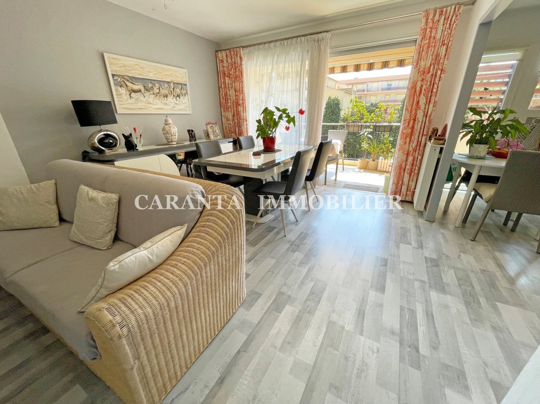 Apartment in Nartelle-Noyer-Bellevue-bd des Sardinaux, Sainte-Maxime, France 2 - 16334878