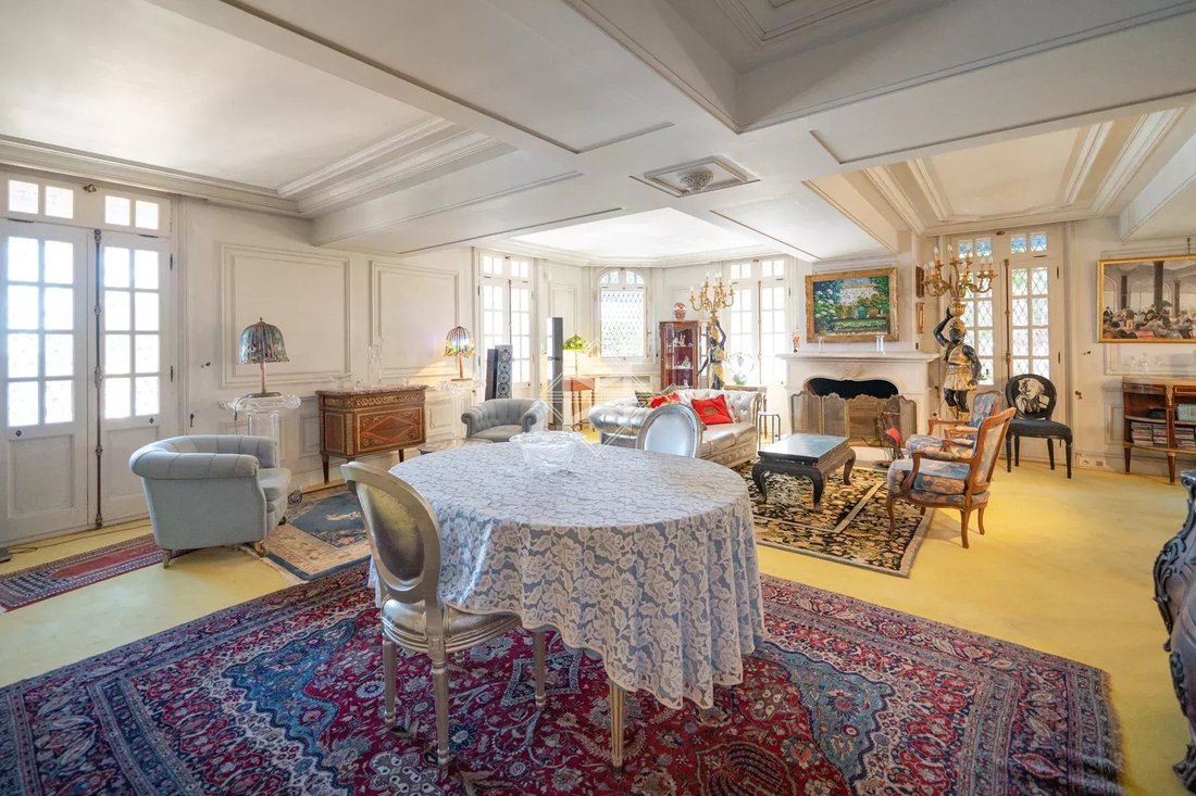 Villa in Le Dramont-Agay-Anthéor-Le Trayas, Saint-Raphaël, France 4 - 16496837