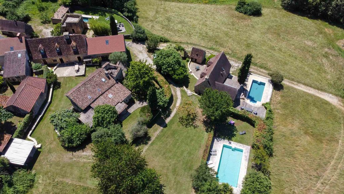 Estate in Sarlat-la-Canéda, Nouvelle-Aquitaine, France 2 - 16502187