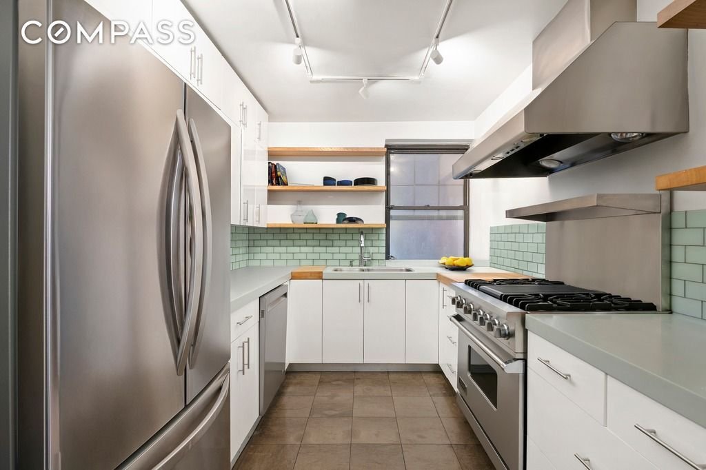 Co Op in New York, New York, United States 5 - 16501372
