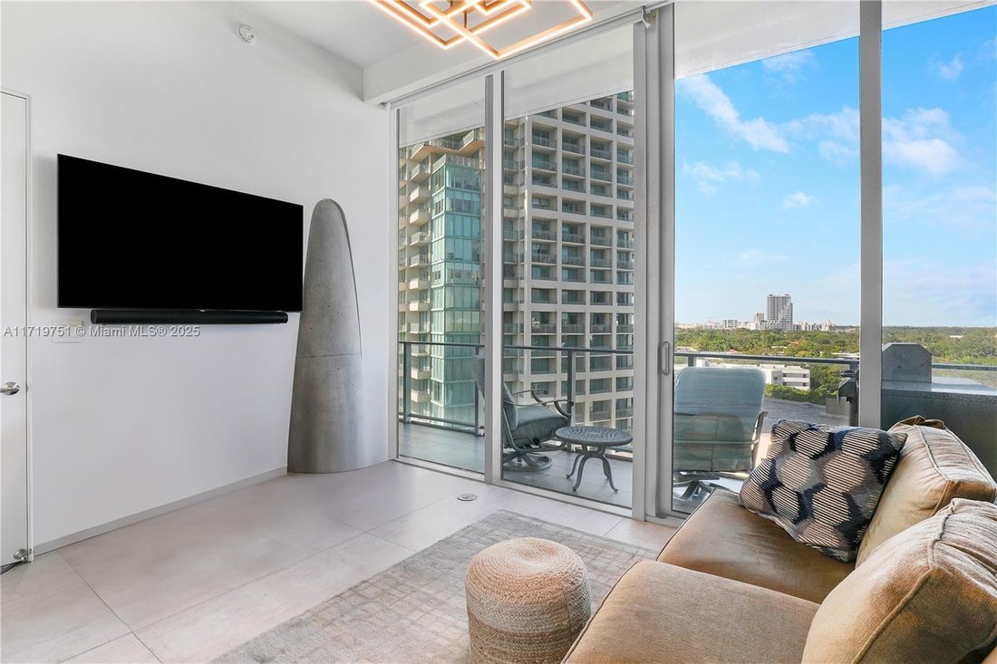 Condo in Miami, Florida, United States 4 - 16499323