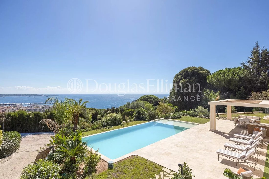 Villa in La Maure-Super Cannes, Vallauris, France 1 - 16158900
